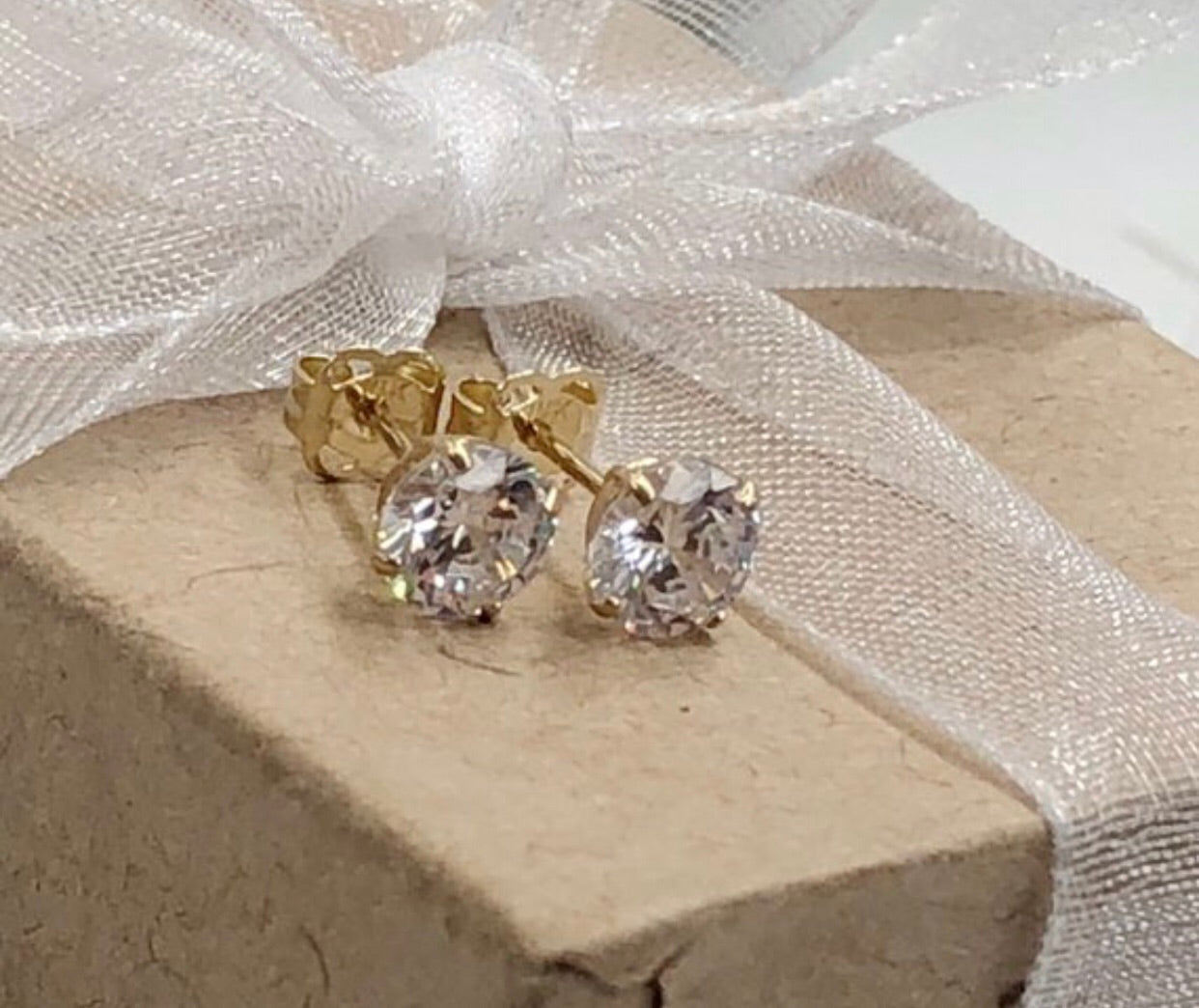 14K Solid Gold Tiny Clear CZ Stud Earrings, Cubic size 2mm/3mm/4mm/5mm - 14K Solid Gold